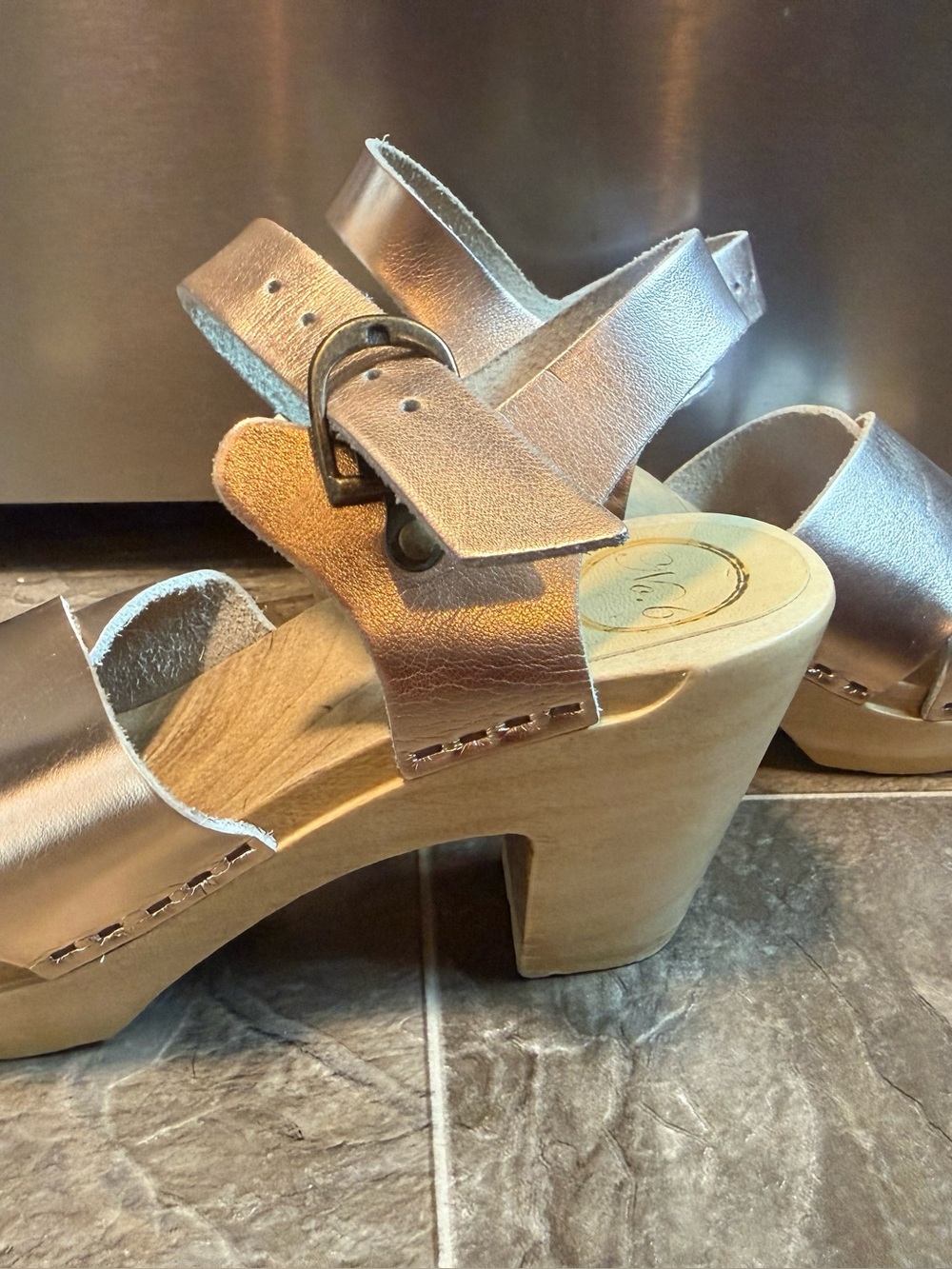 No. 6 Women’s Metallic Rose Gold Platform Sandals with Wood Heel